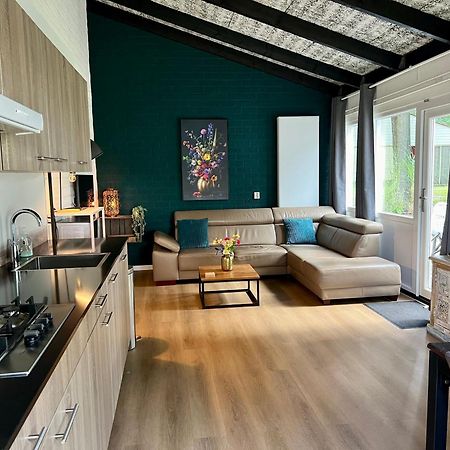 סימפלוולד Gehele Bungalow Zuid-Limburg Op Een Park מראה חיצוני תמונה
